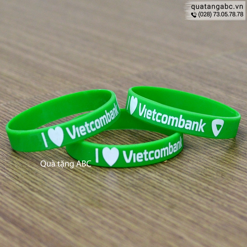 INLOGO làm vòng tay cao su cho Ngân hàng Vietcombank